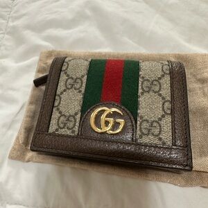 LIKE NEW Odiphia Gucci Supreme Wallet